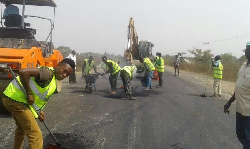 FG to divert traffic on Lagos -Ibadan Expressway for six days