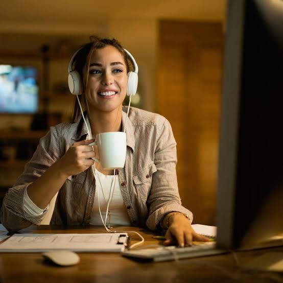 Workplace Safety: Hybrid Working Exposes Young Workers to New Risks, IOSH Research Warns