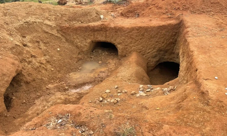 37 Dead in Plateau Mine as FG Orders Closure37 Dead in Plateau Mine as FG Orders Closure